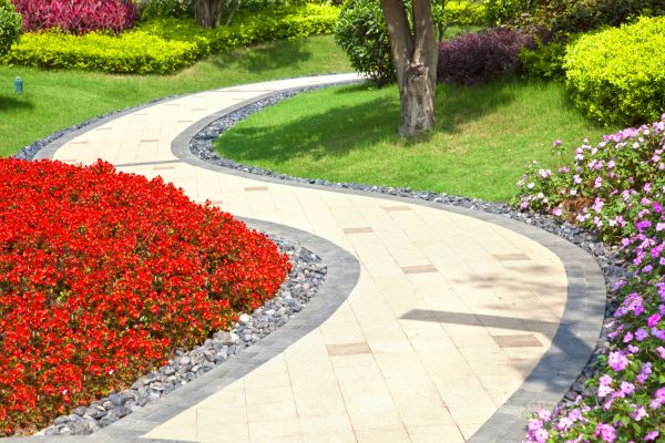 Cost of Garden Walkway Installation in Zephyrhills