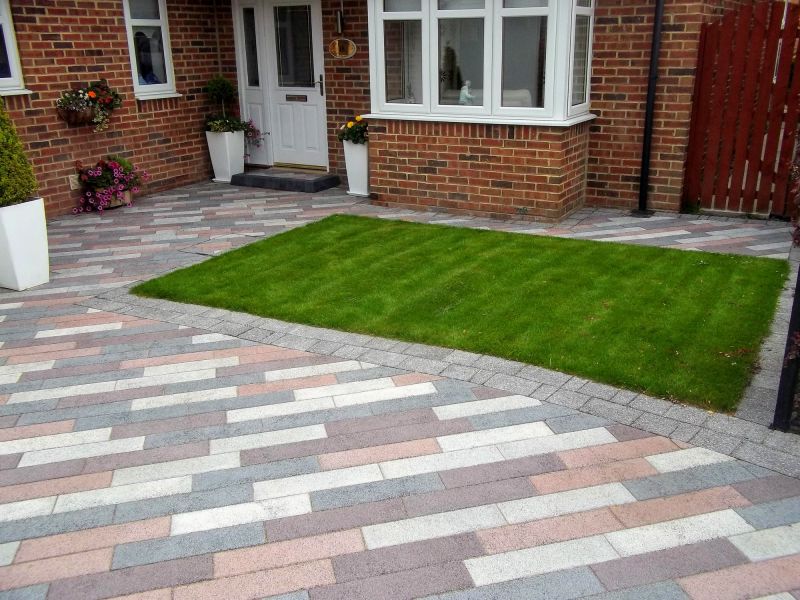 Brick Pavers Installation detail